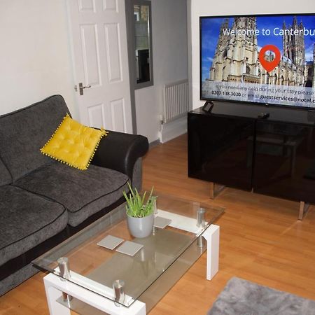 Budget Canterbury Apartment Exteriör bild